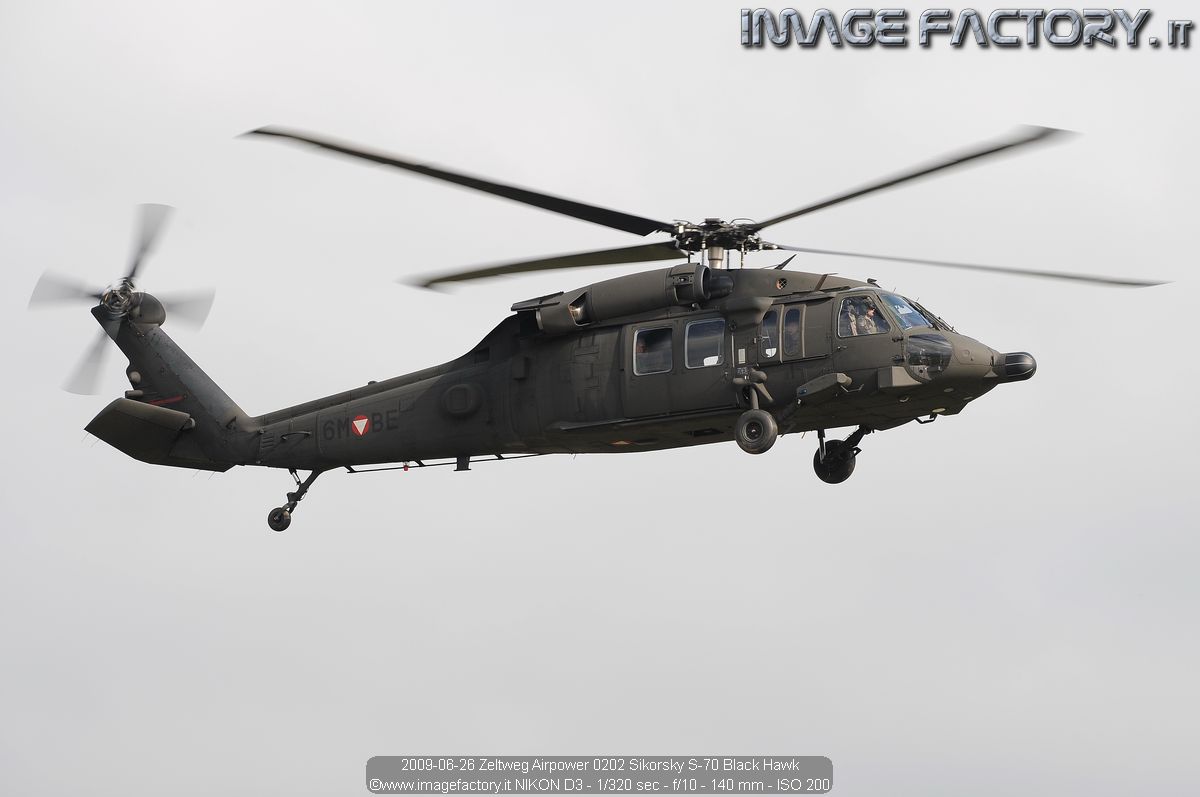 2009-06-26 Zeltweg Airpower 0202 Sikorsky S-70 Black Hawk